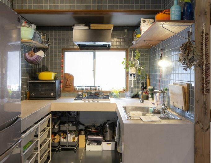 タイルばりのキッチン