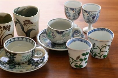 わが家にあるのは「お気に入りの食器」だけ。60代の増えすぎた器の手放し方