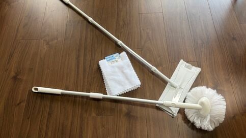50代、夏の掃除がラクになるアイテム2つ。かがまずバスタブ掃除できる伸縮ブラシが大活躍