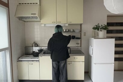 母子3人団地暮らしの「苦手な家事をラクにする」キッチン整え術4選。ひと工夫で、荒れても簡単リセット