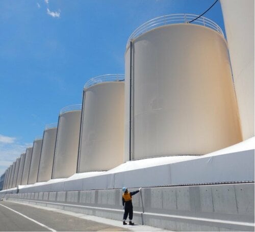福島第一原発敷地内のALPS処理水の貯蔵タンク