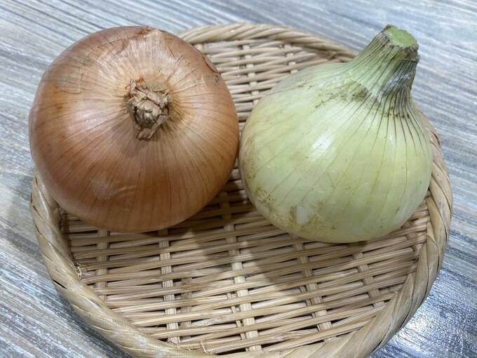 タマネギ2つ