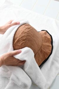 タオルで水気を取る