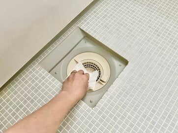 3児の母、やめたら「掃除がラクになったこと」3つ。お風呂の排水口のフタは外す