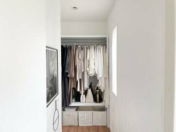 50代からのクローゼット。衣替えの面倒や「着る服がない」問題を解消！