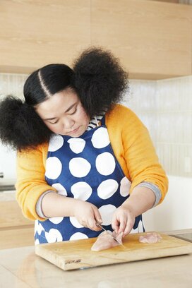 ニッチェ・江上敬子さんの「鳥胸肉のチンジャオロースー」が極上のやわらかさ