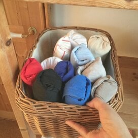 旅行や出張に便利！びっくりするほど小さくなる！米軍式Tシャツのたたみ方