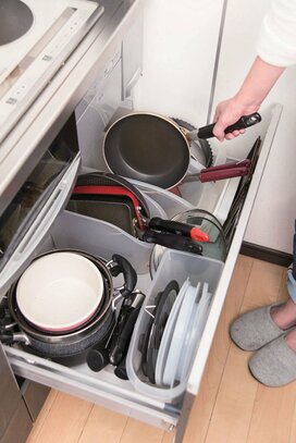 料理上手のキッチンは道具の置き方に工夫あり！出し入れの手間を極小に