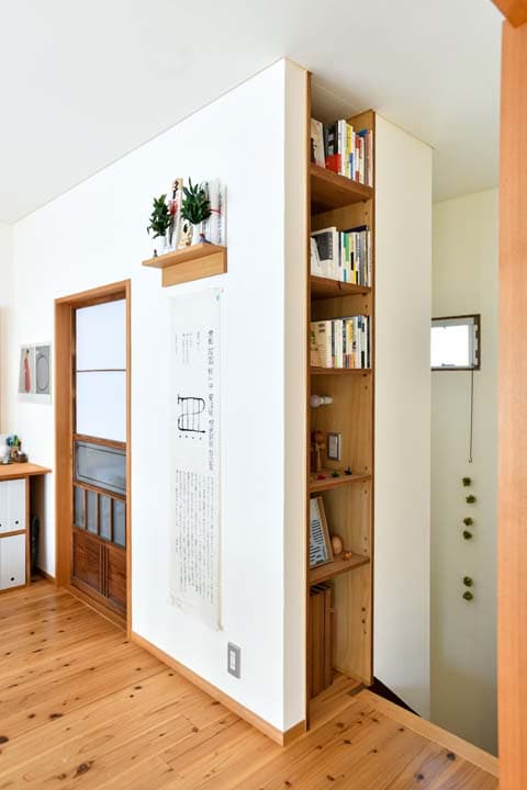 壁はすべて漆喰塗り