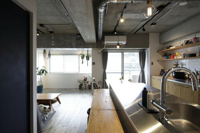 南西向きの大きな窓があるLDK