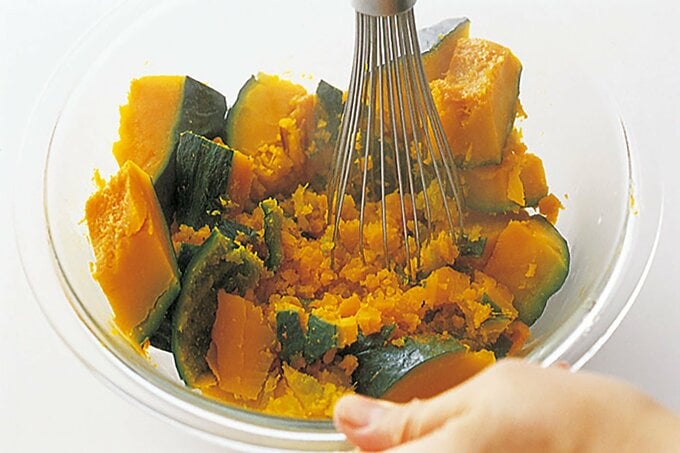 カボチャをつぶす