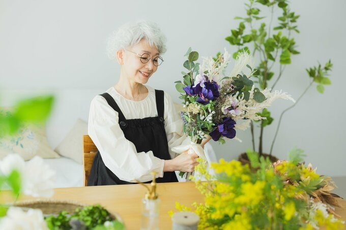 人生を楽しむ女性