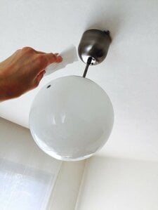 リビングにある電気カバーの上部