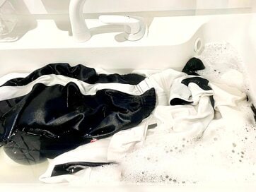 においや黄ばみが気になる「夏の洗濯物」。汚れがスッキリ、洗濯をラクにするコツ：クリンネストが解説