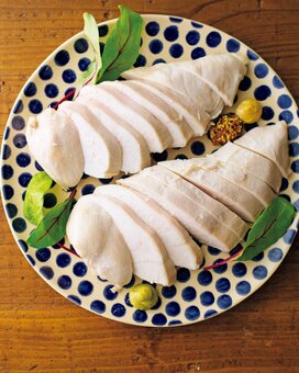 電子レンジで失敗なしの「鶏ハム」レシピ。家計に優しいおいしいごちそう