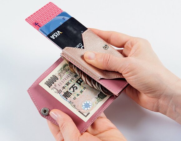がんばらずに貯めている人の財布