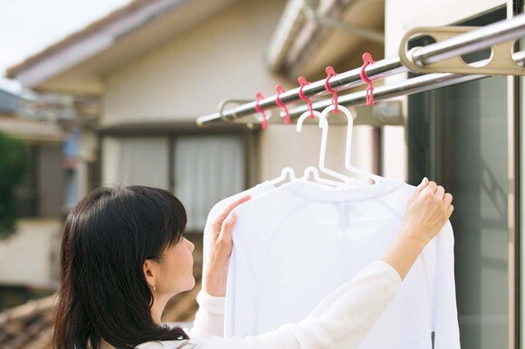 どんな形のハンガーにもフィット