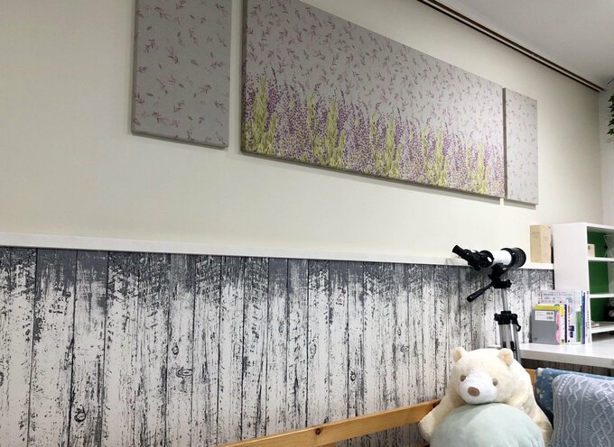 カフェ風の木目調壁紙