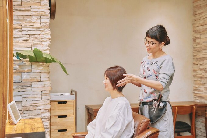 美容師とお客さん