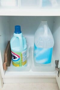 トレーで汚れを防止