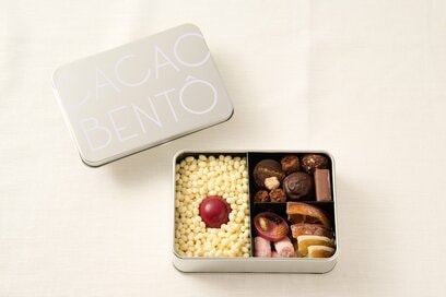 「思わず二度見」チョコなのに幕の内弁当。フタを開けた瞬間盛り上がる、味は本格：バレンタイン