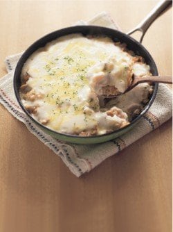 ＜チキンライスのクリームドリア＞フライパンひとつでできるファミレスの味！