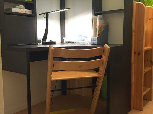 勉強机とイス
