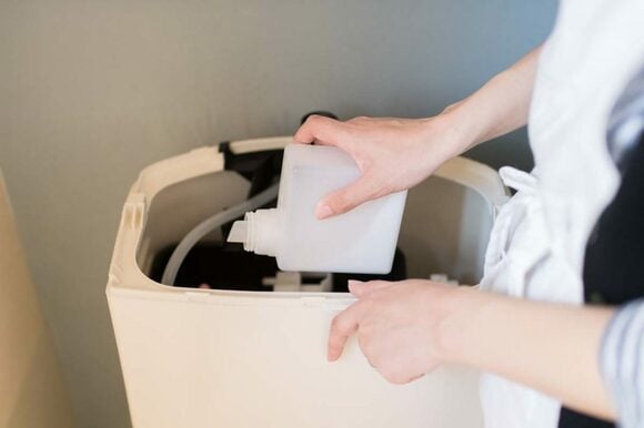 タンクの黒ずみや便器の黄ばみを予防
