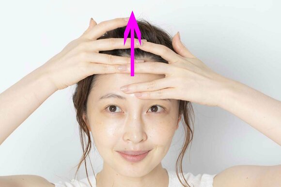 薬指と小指を中央にスライド