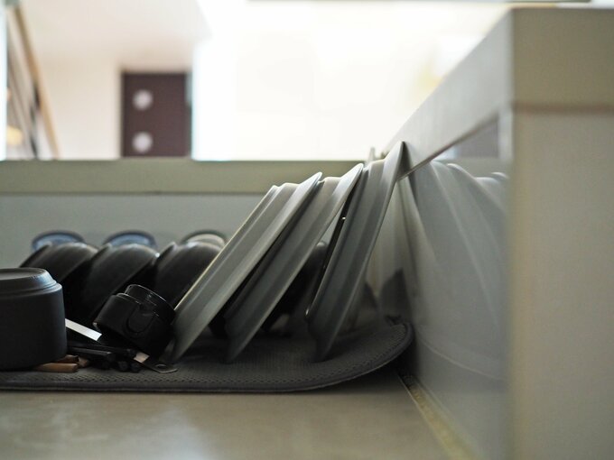 キッチンカウンターに立てかける