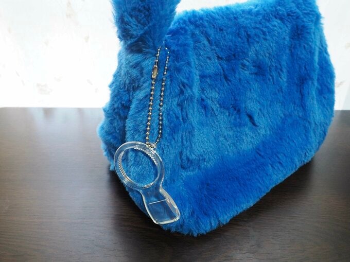 ポーチにつけた