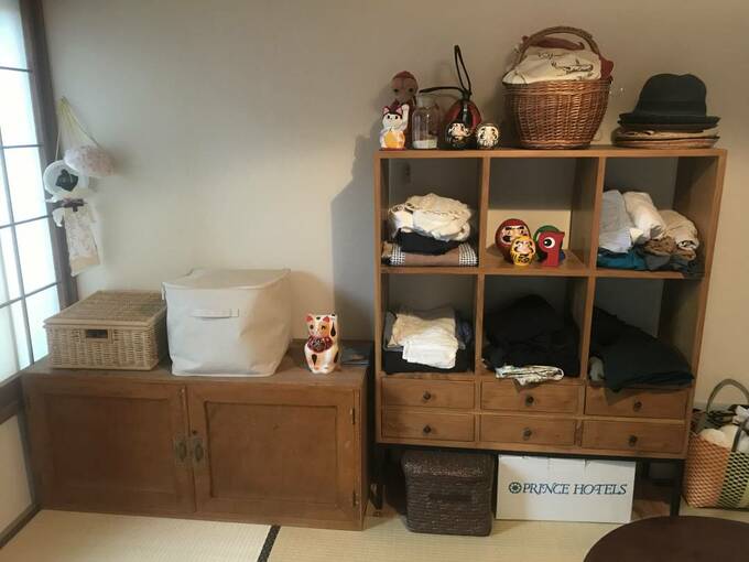 部屋に棚
