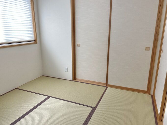 4.5畳ほどの小さな和室