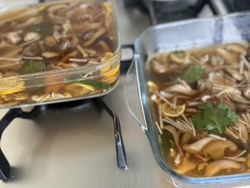 食物繊維たっぷりの「寒天よせ」のつくり方。キノコ入りで断面がかわいい