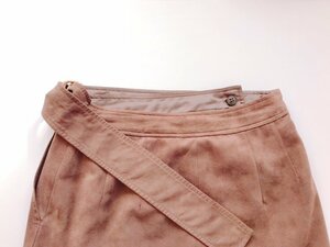 サイズが合わないバーゲン服も、取っておいたボタンでリサイズ可能