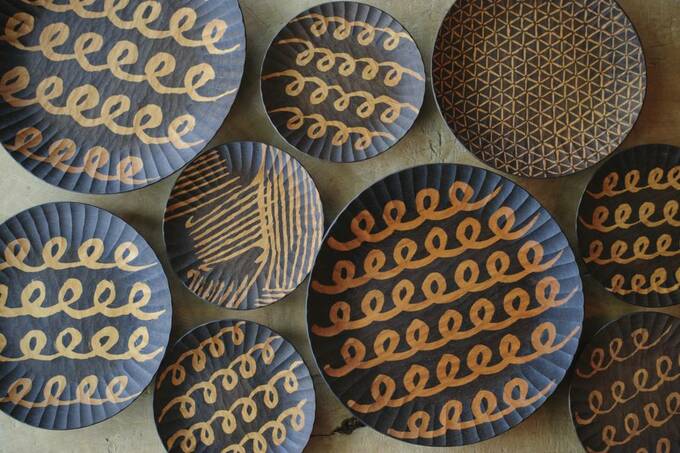 木の器には珍しい模様入りのシリーズ