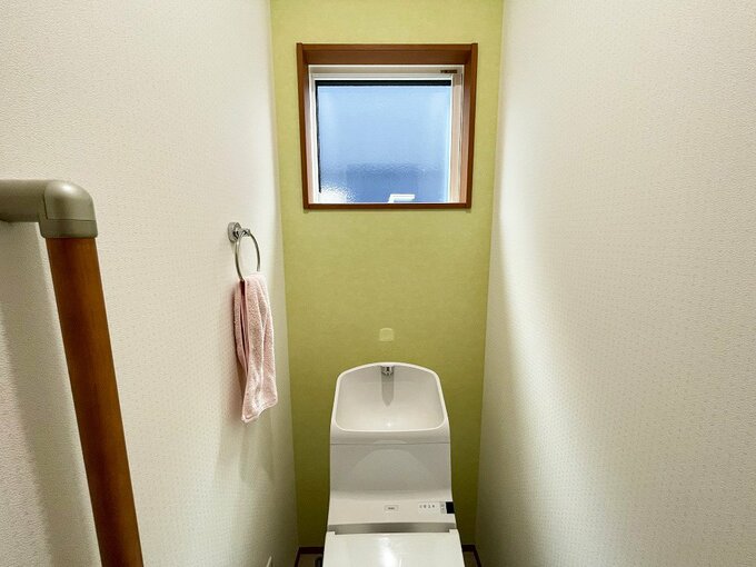 トイレの窓
