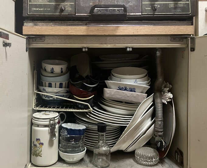 義実家の食器を仕分ける方法を紹介します