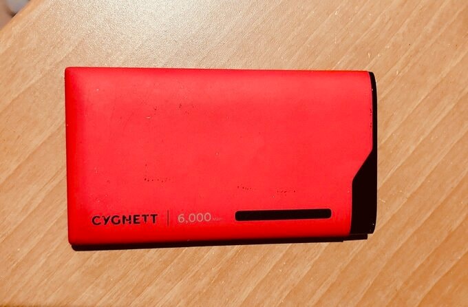 捨てたい充電器は危険が伴うので家電量販店に持ち込みました