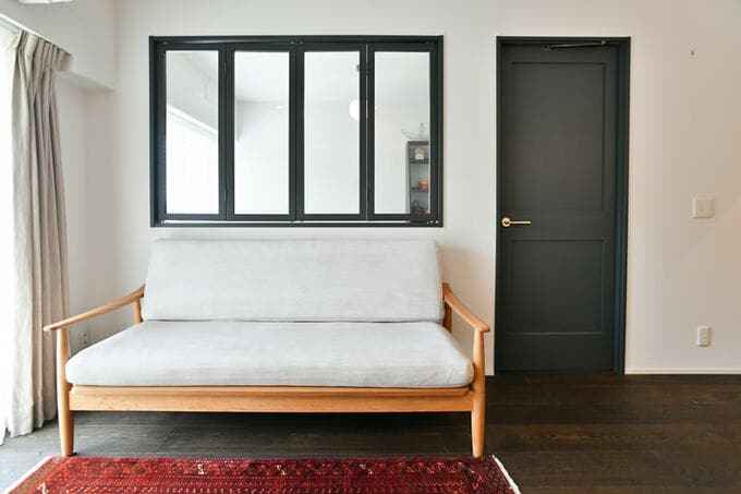 室内窓のあるLDK