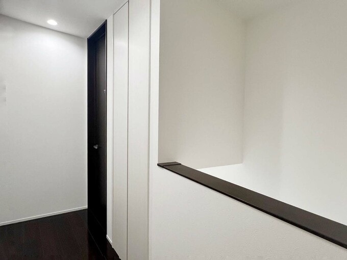 階段の上部につくった収納