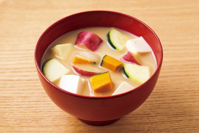 コロコロ野菜の豆乳みそ汁