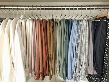 お気に入りの服が並ぶクローゼットをつくる。「服を減らす」殿堂入り記事まとめ