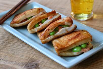 絶対おいしいやつ！「鮭と枝豆のはんぺんバター焼き」