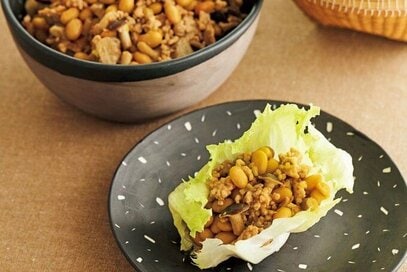 ポッコリおなか解消に。大豆缶の肉みそレタス包みでおいしくダイエット