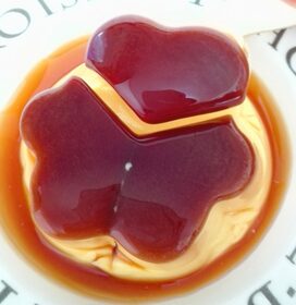 おうちバレンタインに！プリンが2秒でハート型に変身