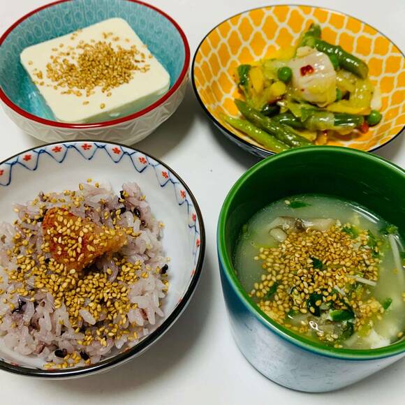 ゴマを使った料理など