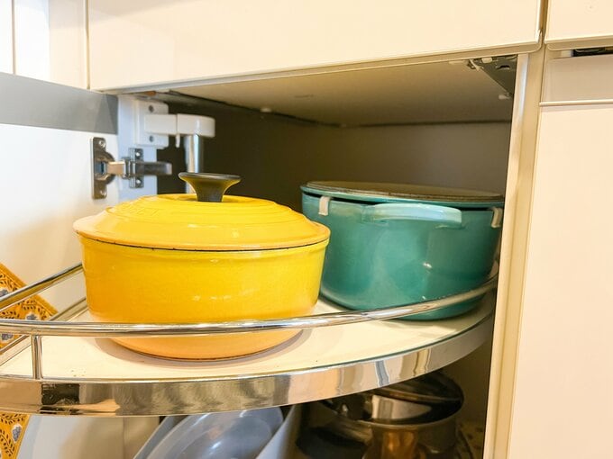 コーナーの収納