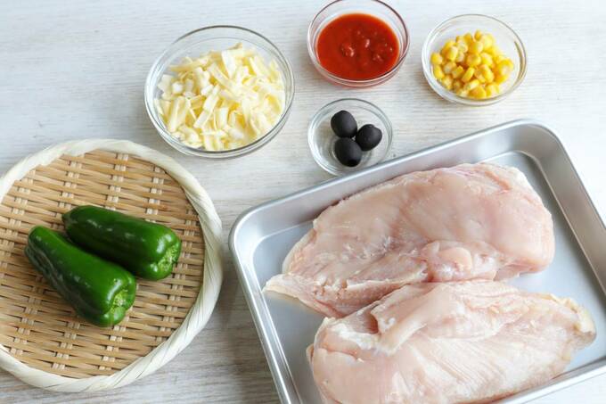 お肉やピーマンなど