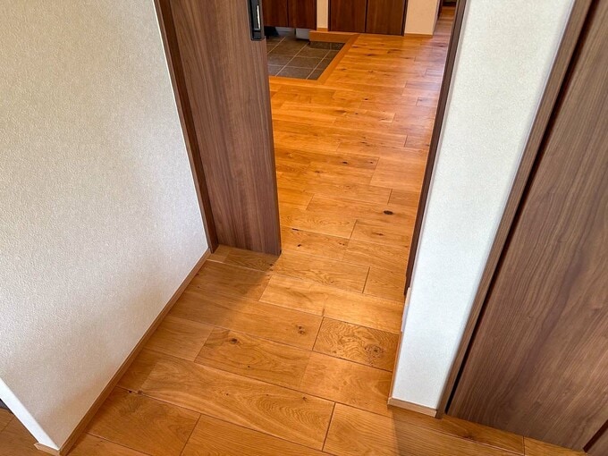 引き戸はバリアフリーに適している